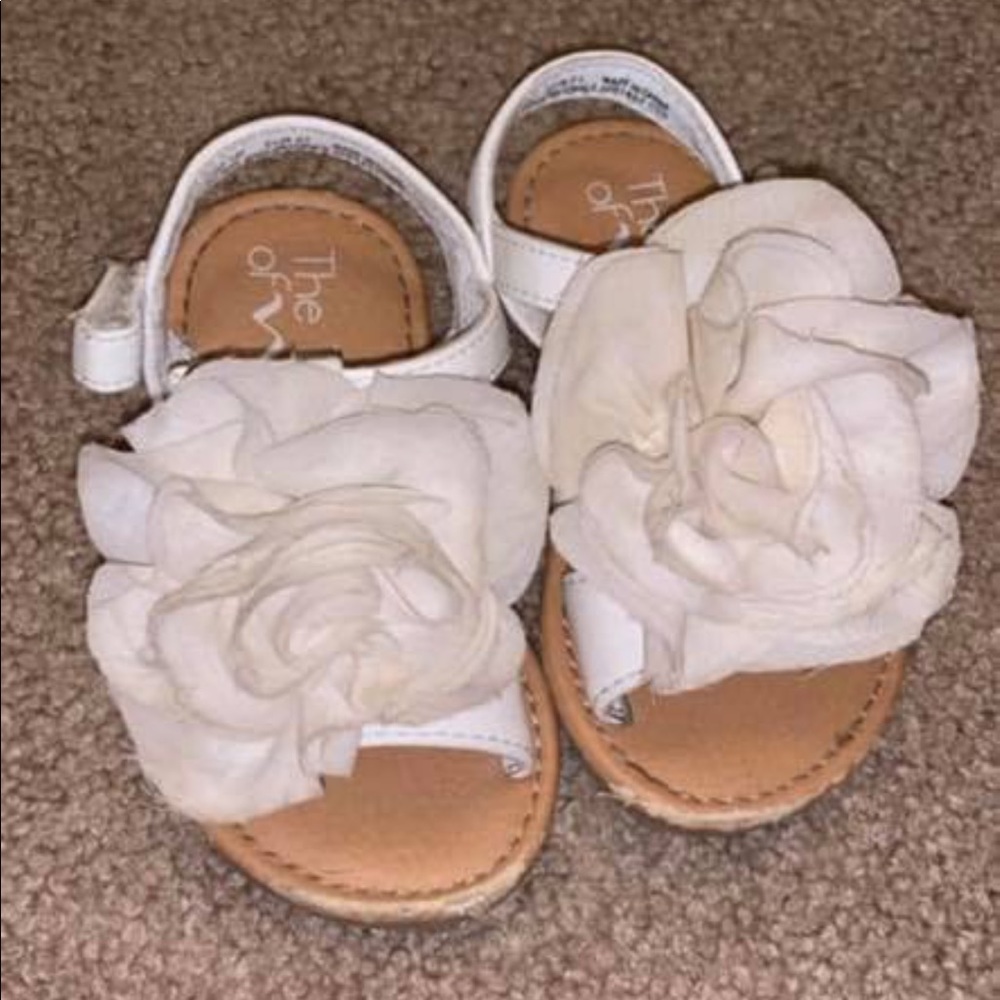Off white sandals